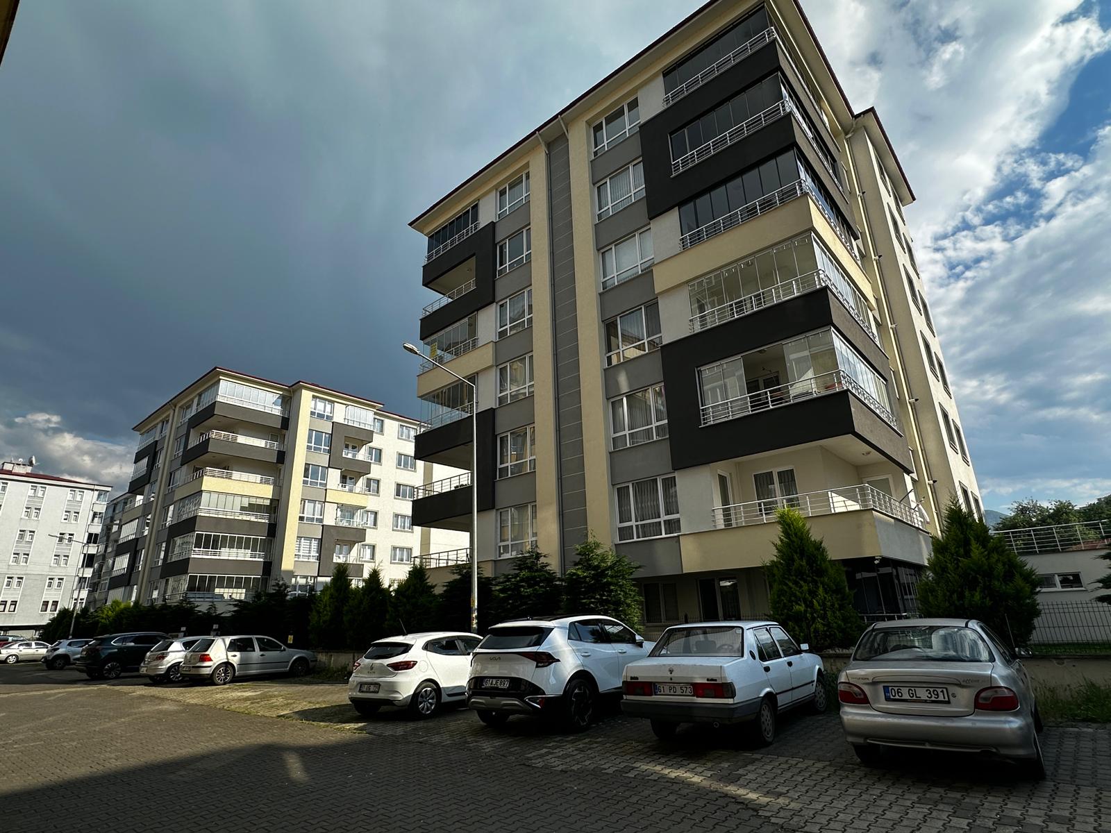 MABEL'DEN VARDALLI MAH MURAT EFENDİ SİTESİ SATILIK 3+1 DAİRE